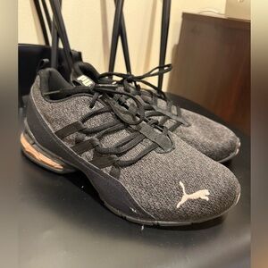 Puma Sneakers